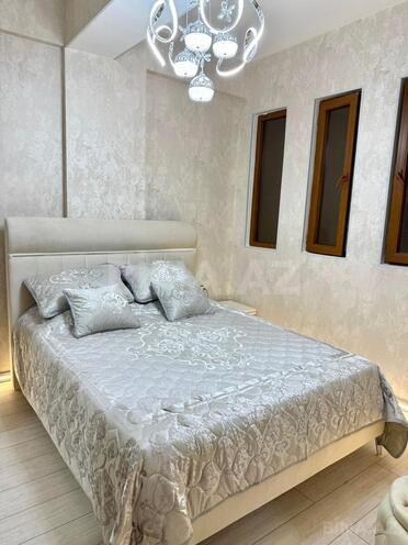 Satılır 2 otaqlı köhnə tikili 63 m², Bakıxanov q., photo 16 from 19