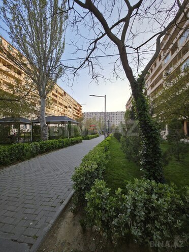 Satılır 2 otaqlı köhnə tikili 63 m², Bakıxanov q., photo 18 from 19