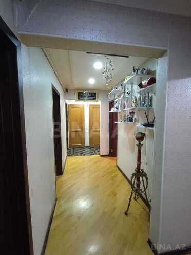 Satılır 5 otaqlı köhnə tikili 110 m², Xalqlar Dostluğu m., photo 11 from 12