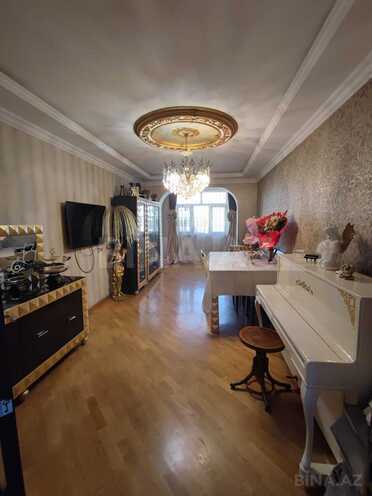 Satılır 5 otaqlı köhnə tikili 110 m², Xalqlar Dostluğu m., photo 4 from 12