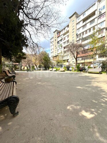Продаётся 2-комн. вторичка 48 м², м. Нариман Нариманов, photo 4 from 16