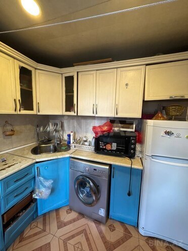 Satılır 3 otaqlı köhnə tikili 70 m², İnşaatçılar m., photo 9 from 16