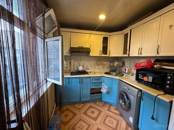 Satılır 3 otaqlı köhnə tikili 70 m², İnşaatçılar m., photo 7 from 16