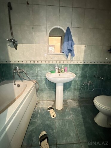 Satılır 3 otaqlı köhnə tikili 70 m², İnşaatçılar m., photo 14 from 16