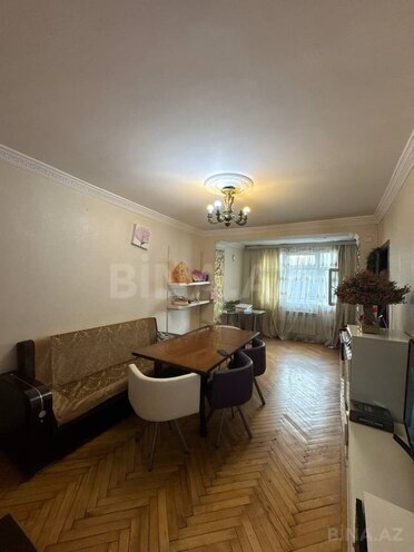 Satılır 3 otaqlı köhnə tikili 70 m², İnşaatçılar m., photo 3 from 16