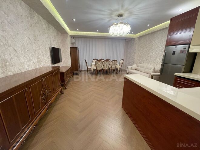 İcarəyə verilir 3 otaqlı yeni tikili 120 m², 28 May m., photo 3 from 17