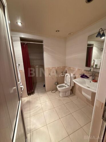 Satılır 3 otaqlı köhnə tikili 128 m², Bayıl q., photo 15 from 20