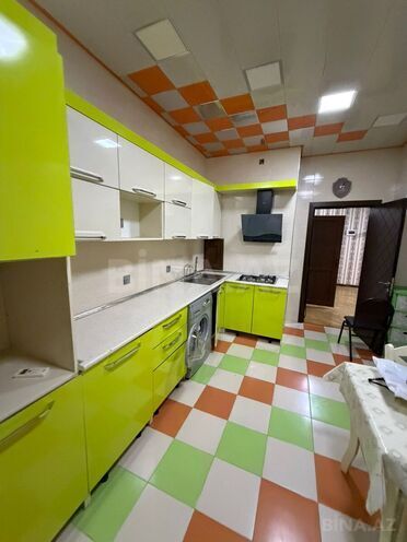 Сдаётся 3-комн. новостройка 120 м², м. Нефтчиляр, photo 10 from 16