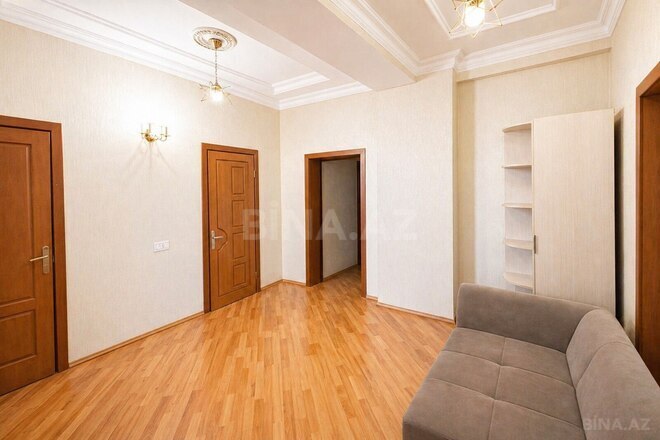 Продаётся 3-комн. новостройка 105 м², м. Иншаатчылар, photo 8 from 13