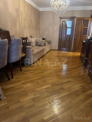 Продаётся 3-комн. вторичка 75 м², м. Нефтчиляр, photo 8 from 18