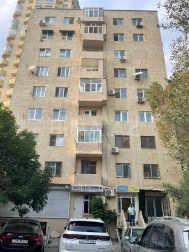 Продаётся 4-комн. вторичка 70 м², м. Мемар Аджеми, photo 1 from 14