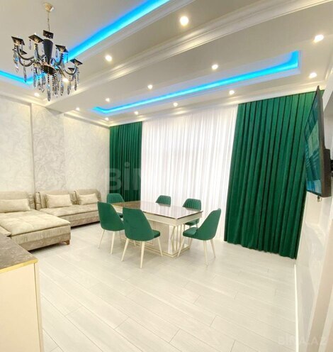 Сдаётся 3-комн. новостройка 120 м², м. 28 мая, photo 1 from 17