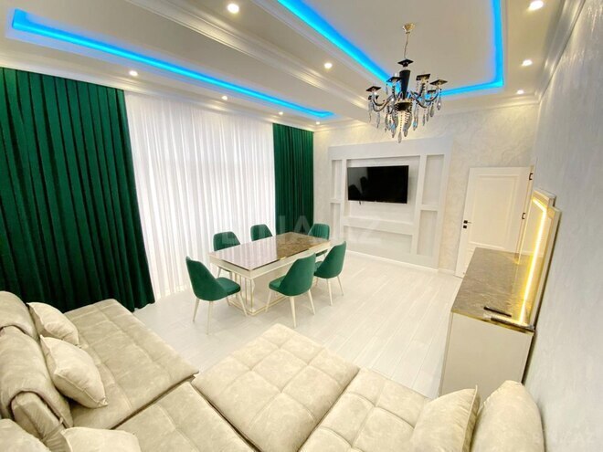 Сдаётся 3-комн. новостройка 120 м², м. 28 мая, photo 4 from 17