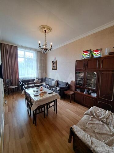 Satılır 3 otaqlı köhnə tikili 75 m², Nəsimi r., photo 3 from 13