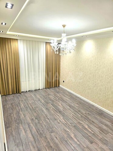 Продаётся 2-комн. вторичка 65 м², пос. Ени Гюнешли, photo 1 from 17