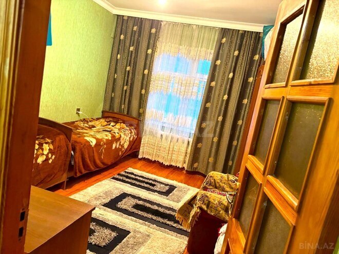 Продаётся 2-комн. вторичка 65 м², пос. Ени Гюнешли, photo 4 from 13