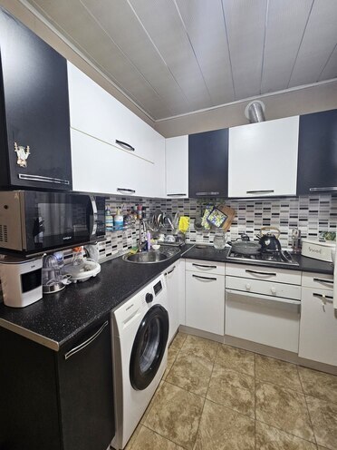 Продаётся 5-комн. вторичка 120 м², Хатаинский р., photo 16 from 22