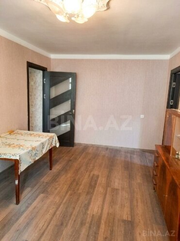 Продаётся 2-комн. вторичка 50 м², м. Нефтчиляр, photo 3 from 8