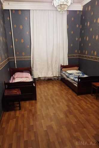 İcarəyə verilir 2 otaqlı köhnə tikili 120 m², 28 May m., photo 3 from 6