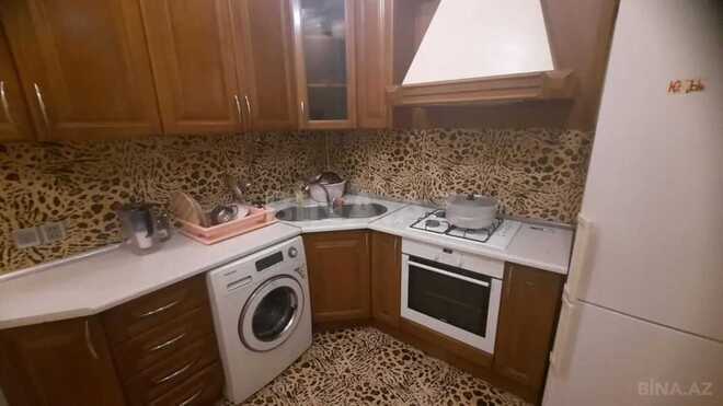 İcarəyə verilir 2 otaqlı köhnə tikili 120 m², 28 May m., photo 1 from 6