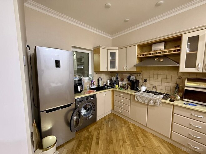 Satılır 3 otaqlı köhnə tikili 127.7 m², Badamdar q., photo 10 from 20