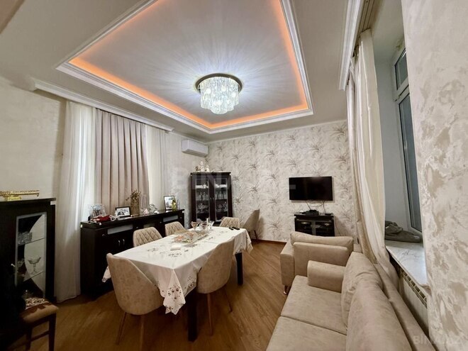 Satılır 3 otaqlı köhnə tikili 127.7 m², Badamdar q., photo 3 from 20