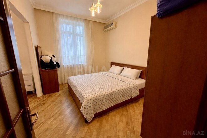 Satılır 3 otaqlı köhnə tikili 127.7 m², Badamdar q., photo 11 from 20