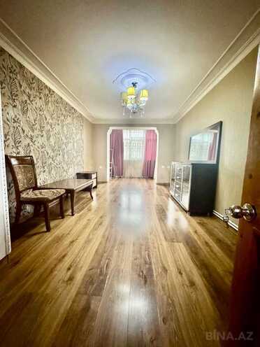 Продаётся 3-комн. вторичка 85 м², м. Элмляр Академиясы, photo 4 from 12