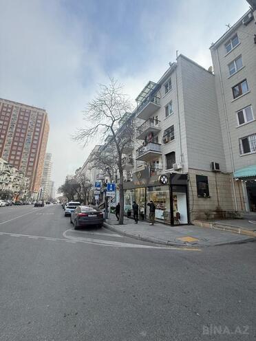 Продаётся 2-комн. вторичка 55 м², Насиминский  р., photo 1 from 9