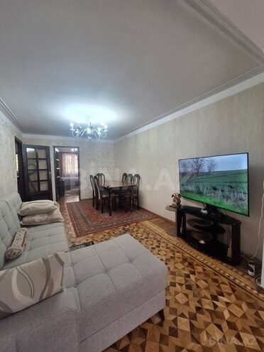 Satılır 2 otaqlı köhnə tikili 56 m², İnşaatçılar m., photo 3 from 32