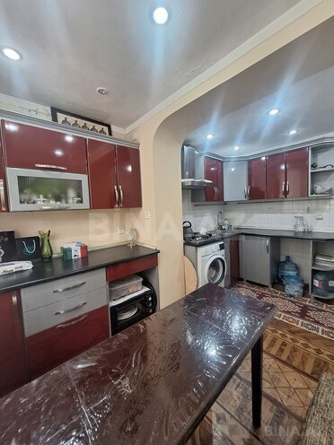 Satılır 2 otaqlı köhnə tikili 56 m², İnşaatçılar m., photo 19 from 32
