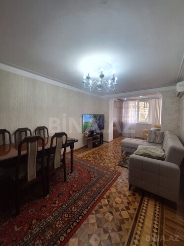 Satılır 2 otaqlı köhnə tikili 56 m², İnşaatçılar m., photo 4 from 32