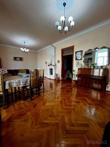 Satılır 5 otaqlı köhnə tikili 170 m², Sahil m., photo 16 from 28