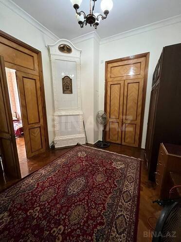 Satılır 5 otaqlı köhnə tikili 170 m², Sahil m., photo 8 from 28