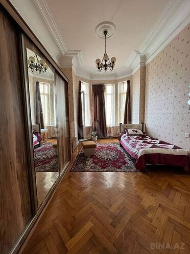Satılır 5 otaqlı köhnə tikili 170 m², Sahil m., photo 6 from 28