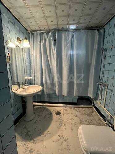 Satılır 5 otaqlı köhnə tikili 170 m², Sahil m., photo 23 from 28