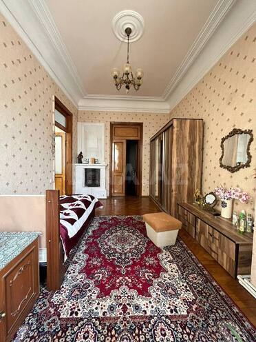 Satılır 5 otaqlı köhnə tikili 170 m², Sahil m., photo 20 from 28