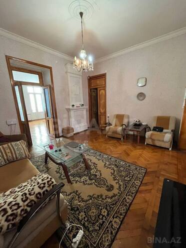 Satılır 5 otaqlı köhnə tikili 170 m², Sahil m., photo 25 from 28