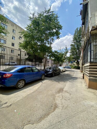 Satılır 4 otaqlı köhnə tikili 100 m², Badamdar q., photo 1 from 21