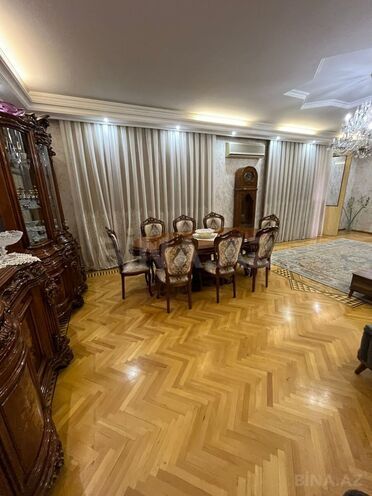 Продаётся 4-комн. вторичка 115 м², Насиминский  р., photo 4 from 20