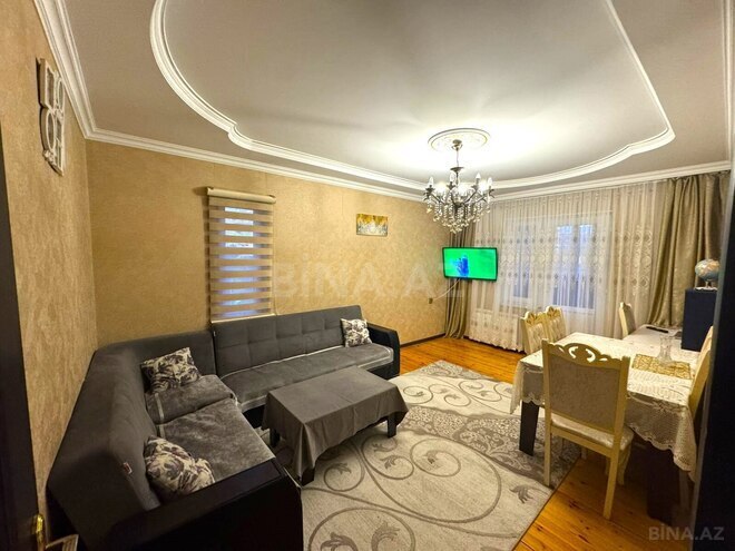 Satılır 2 otaqlı köhnə tikili 68 m², Yeni Günəşli q., photo 1 from 14