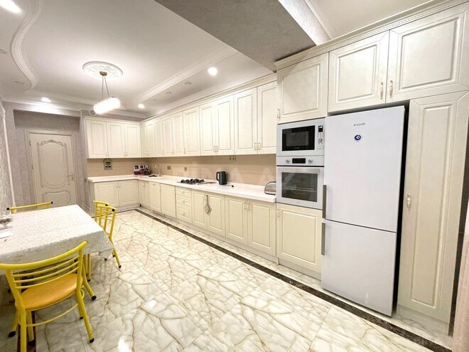 Продаётся 3-комн. новостройка 150 м², м. Гянджлик, photo 13 from 19