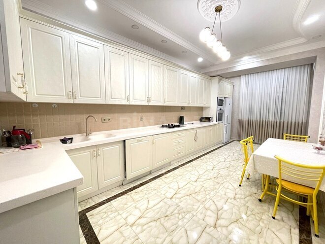 Продаётся 3-комн. новостройка 150 м², м. Гянджлик, photo 12 from 19
