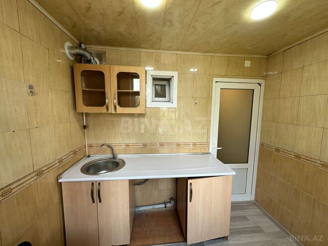 Продаётся 2-комн. вторичка 55 м², м. Кара Караев, photo 10 from 14