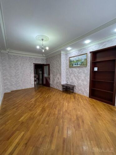 İcarəyə verilir 5 otaqlı ofis 260 m², 28 May m., photo 4 from 17