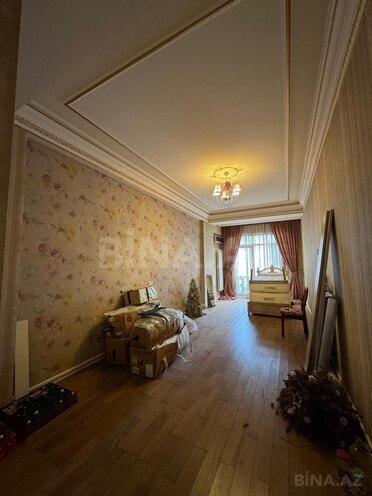 Satılır 4 otaqlı yeni tikili 245 m², 28 May m., photo 11 from 19