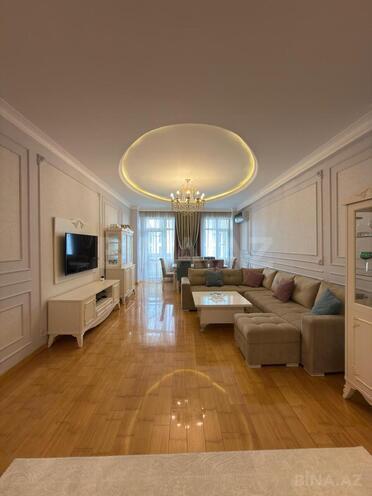Продаётся 3-комн. новостройка 175 м², м. Гянджлик, photo 3 from 23