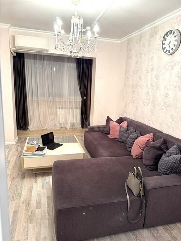 İcarəyə verilir 2 otaqlı köhnə tikili 70 m², Azadlıq Prospekti m., photo 3 from 7