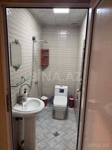 İcarəyə verilir 2 otaqlı köhnə tikili 70 m², Azadlıq Prospekti m., photo 6 from 7