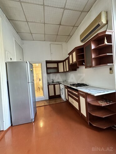 Сдаётся 2-комн. вторичка 75 м², м. Низами, photo 10 from 15